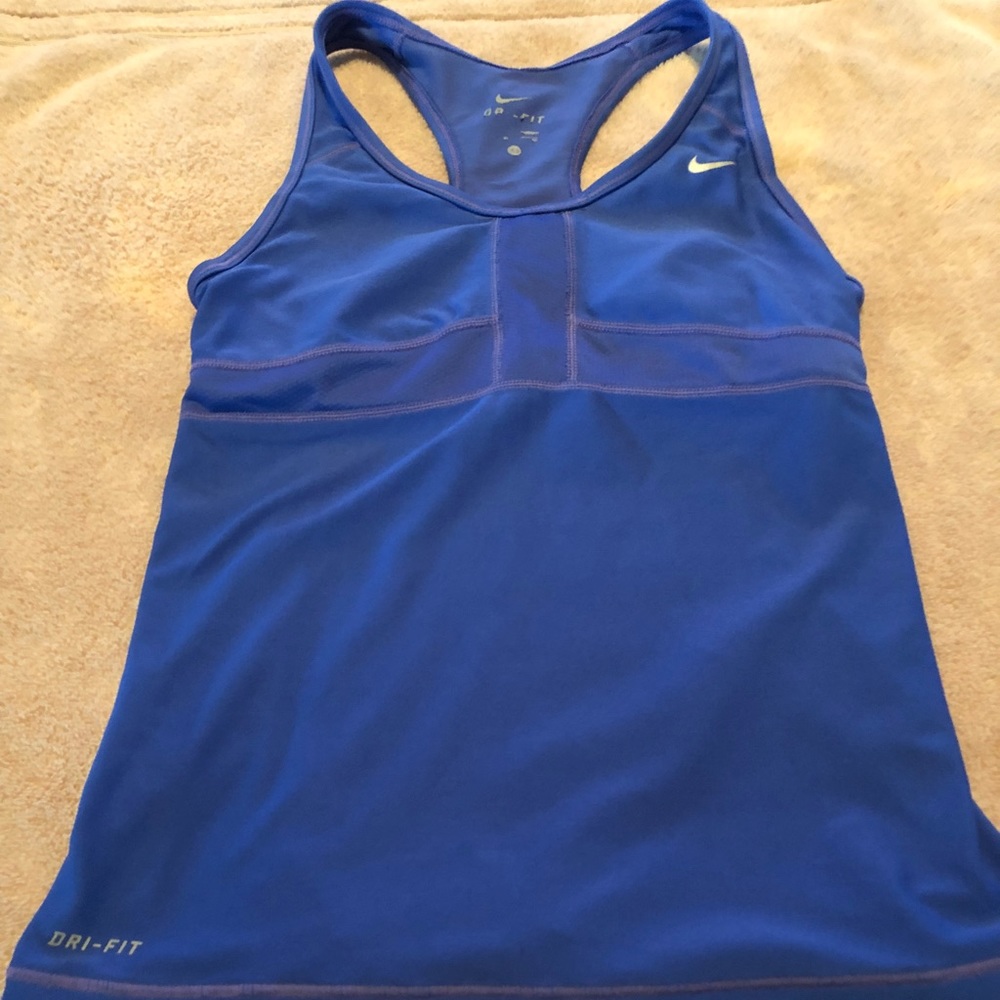 ***ONE DAY SALE*** EUC NIKE DRI FIT TANK